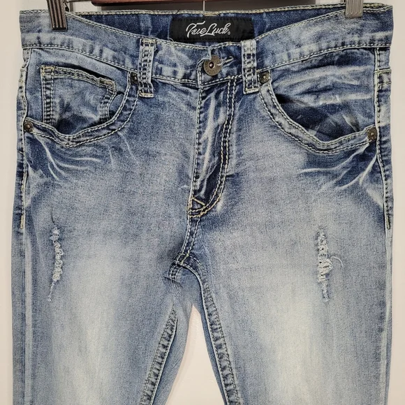 True Luck Men's Miles Straight Distressed Jeans Size 30/30 Casual Acid Wash - Picture 3 of 13